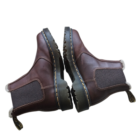 NOWT Dr. Martens 2976 Leonore Chelsea Leather Boots - Picture 2 of 14